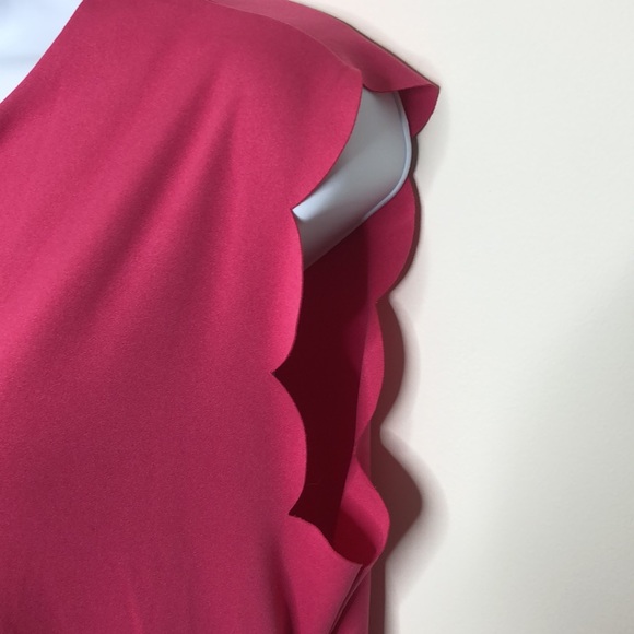 Women’s Lyaner Dress - Picture 3 of 5